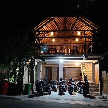 Happy Penida Hostel 2 Toyapakeh 外观 照片