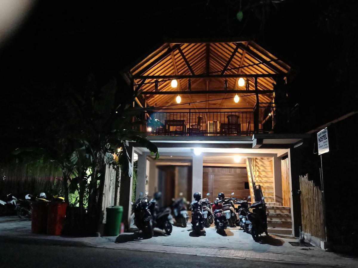 Happy Penida Hostel 2 Toyapakeh 外观 照片